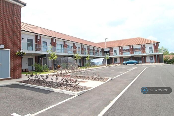 2 Bedroom Flat To Rent In Ames Court, Bury St Edmunds, IP33