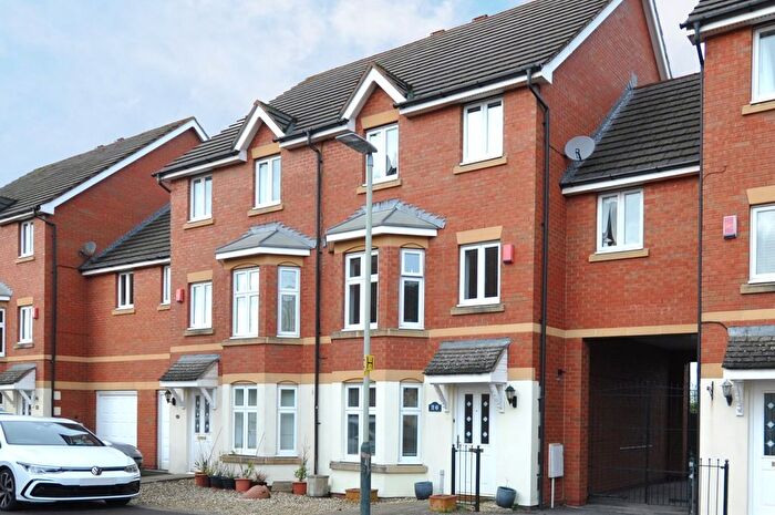 3 Bedroom Terraced House To Rent In Lauriston Park, The Park, Cheltenham, GL50