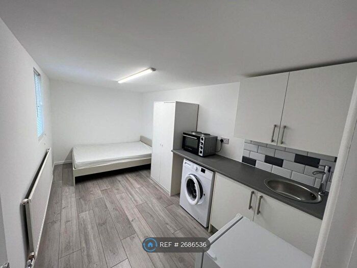 Studio To Rent In High Barnet, Barnet, EN5