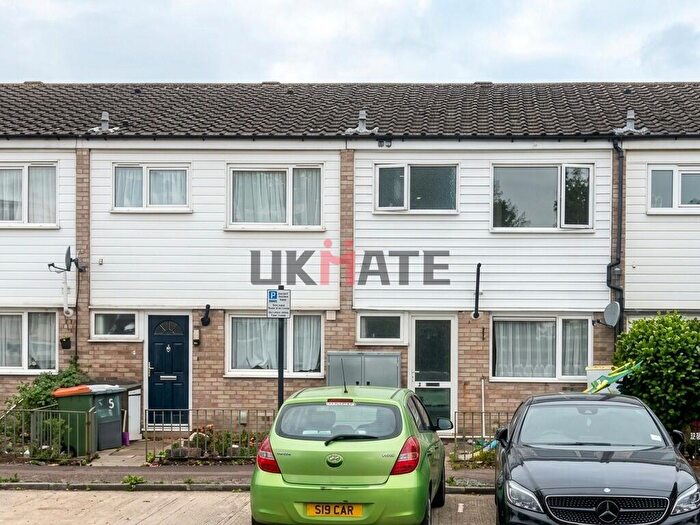 5 Bedroom Flat To Rent In Cruikshank Road, E15