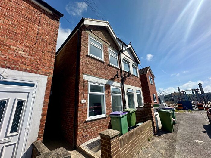 3 Bedroom Terraced House To Rent In Kent Road, Cheriton, CT19