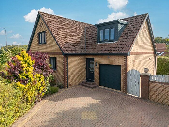 5 Bedroom Detached House For Sale In South Knowe, Crossgates, Cowdenbeath, KY4