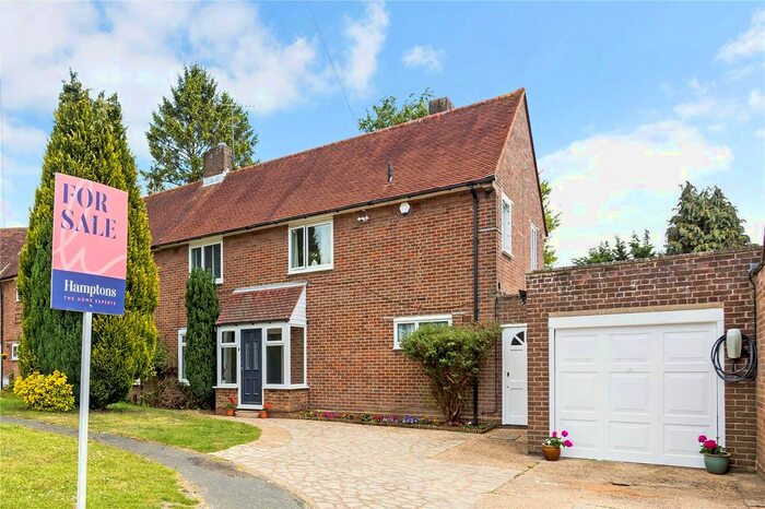 4 Bedroom Semi-Detached House For Sale In Old Field Close, Amersham, HP6