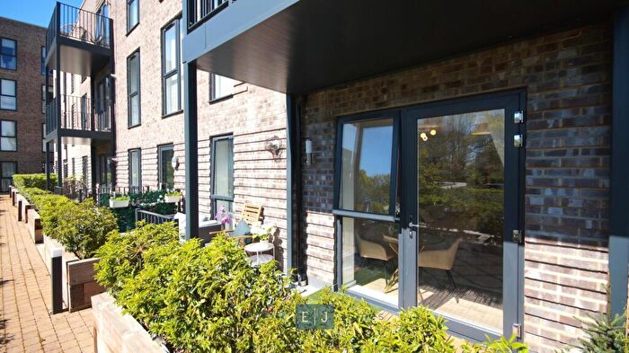 1 Bedroom Apartment For Sale In Academy Way, Loughton, IG10