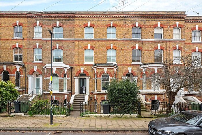 1 Bedroom Flat For Sale In Offerton Road, London, SW4