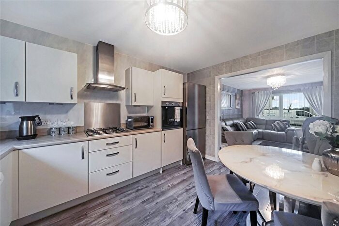 2 Bedroom End Of Terrace House For Sale In Ardencraig Terrace, Glasgow, Glasgow City, G45