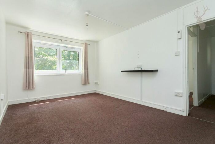 1 Bedroom Flat To Rent In Tredegar Road, London, E3