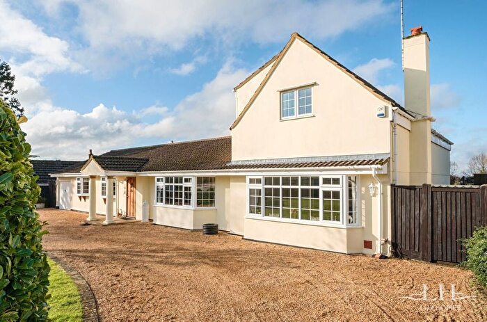 4 Bedroom Detached Bungalow For Sale In Tall Trees, Halstead, CO9