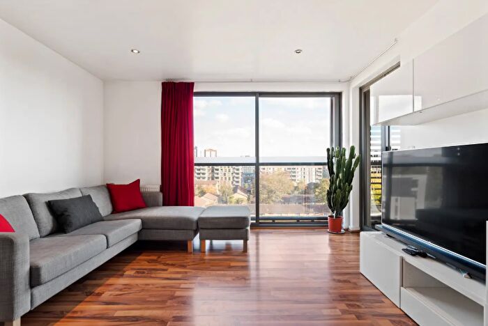 2 Bedroom Apartment To Rent In City Heights, Kingsland Road, Haggerston, E8