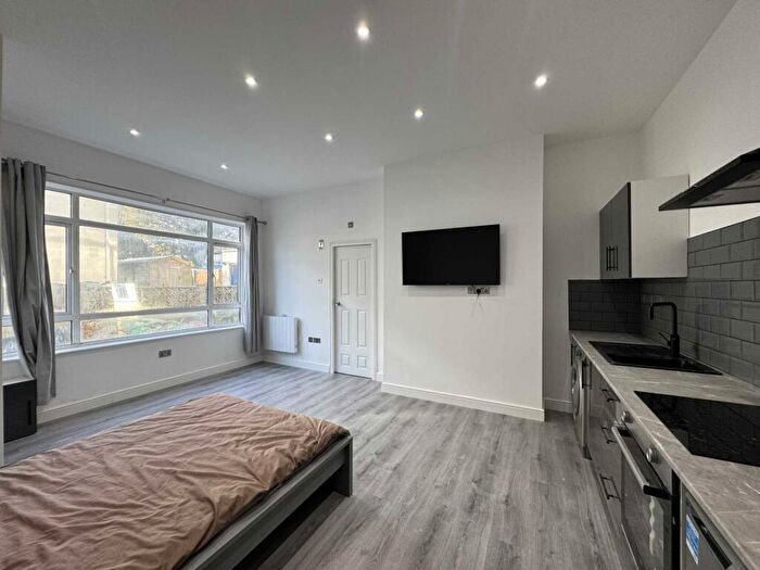 Apartment To Rent In Southbourne * Close Beach Apartment Bournemouth, BH6