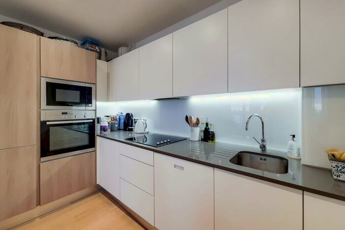 1 Bedroom Flat To Rent In Imperial Building, Woolwich, London, SE18