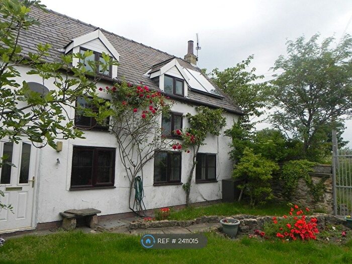 3 Bedroom Semi-Detached House To Rent In Taylor Lane, Barwick In Elmet, Leeds, LS15