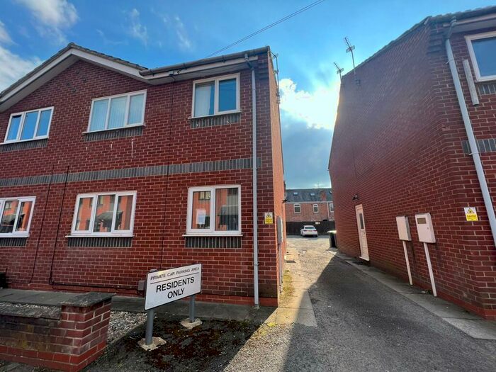 1 Bedroom Maisonette For Sale In Mill Lane, Loughborough, LE11