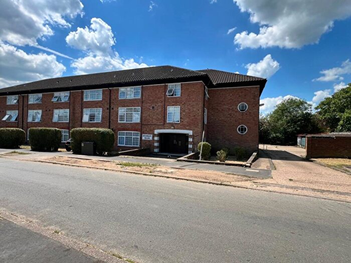 Studio To Rent In Boundary Lane, Welwyn Garden City, AL7