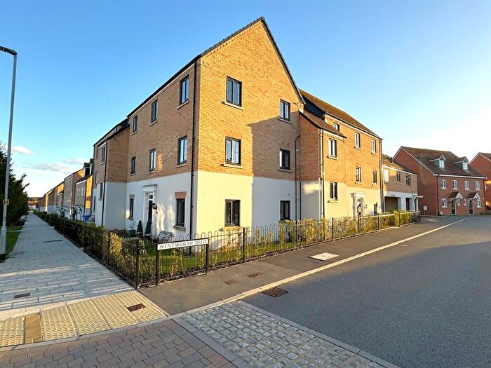 2 Bedroom Apartment For Sale In Wentworth Drive, Corby, NN17