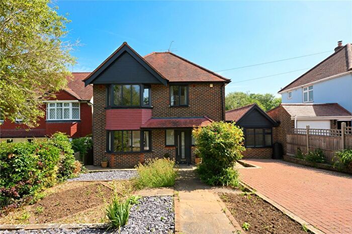 4 Bedroom Detached House To Rent In Kennel Lane, Fetcham, Leatherhead, Surrey, KT22