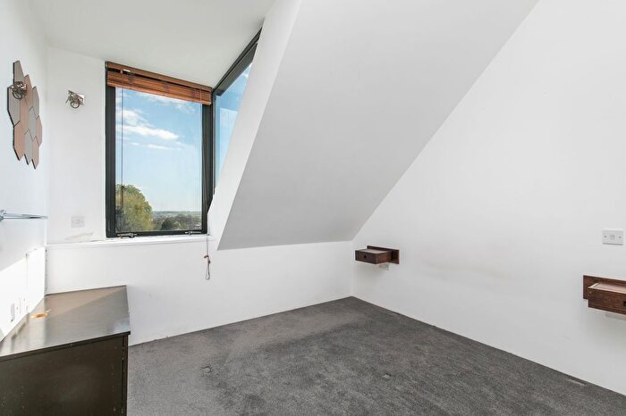 1 Bedroom Semi-Detached House To Rent In Fordington Avenue, Winchester, SO22
