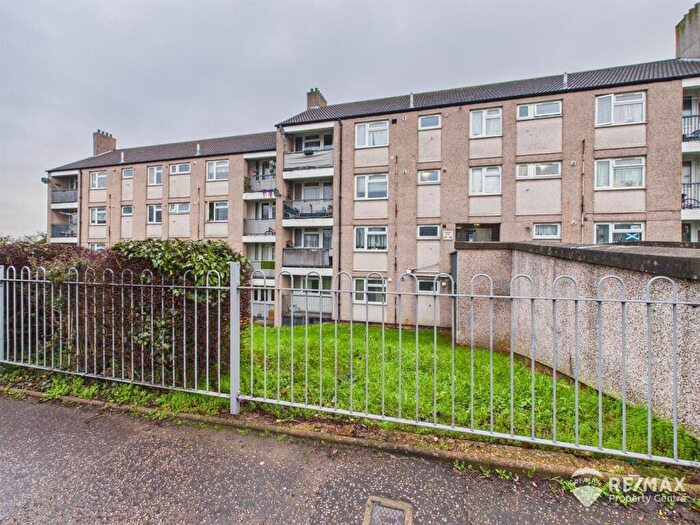 2 Bedroom Apartment For Sale In Parkeston Road, Dovercourt, Harwich, CO12