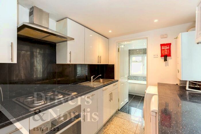 4 Bedroom Terraced House To Rent In Mitford Road, Archway, London, N19
