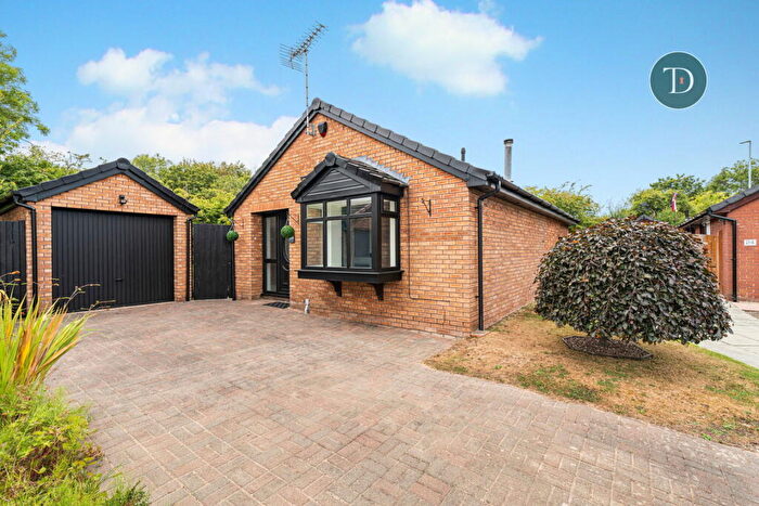 2 Bedroom Detached Bungalow For Sale In St. Marks Crescent, Great Sutton, Ellesmere Port, CH66