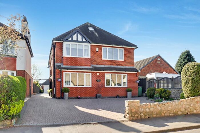 6 Bedroom Detached House For Sale In High Street, Packington, LE65