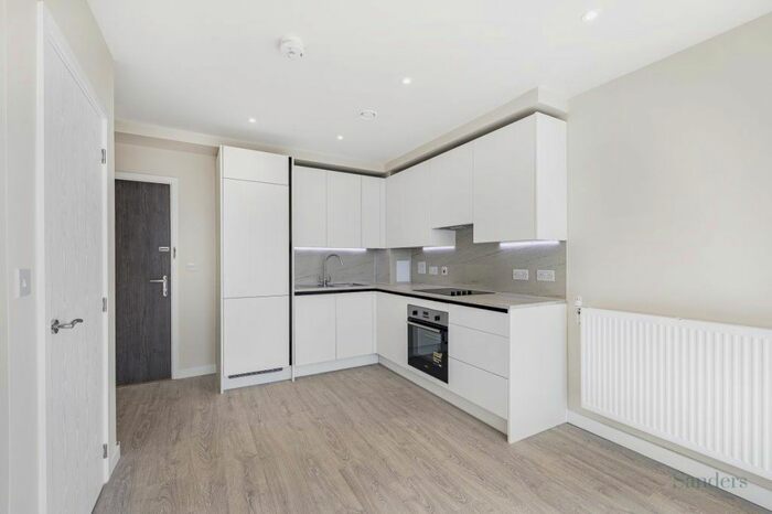 1 Bedroom Flat To Rent In Henry Strong Road, Harrow, HA1