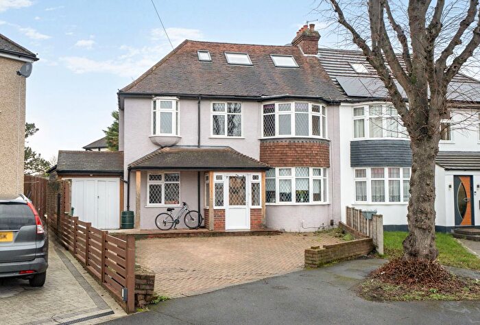 6 Bedroom Semi Detached House For Sale In Hemingford Road, Cheam, Sutton, SM3