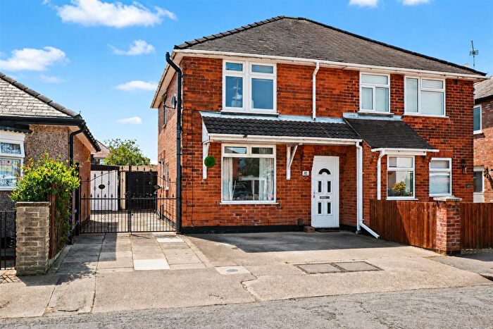 3 Bedroom Semi-Detached House For Sale In Roosevelt Avenue, Sawley, NG10