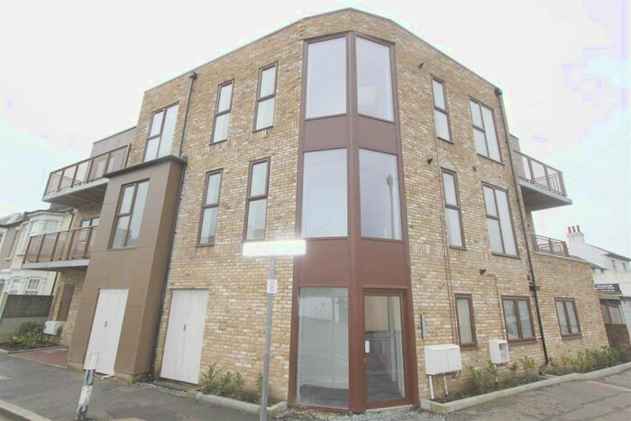 2 Bedroom Flat To Rent In Burdett Road, Southedn On Sea, SS1