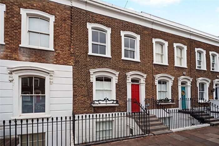 3 Bedroom Terraced House For Sale In St. Paul Street, Angel, London, N1