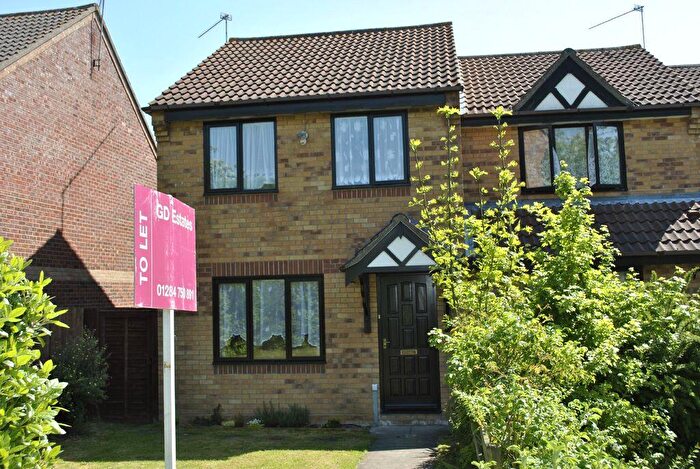 3 Bedroom End Of Terrace House To Rent In Rowan Drive, Bury St Edmunds, IP32