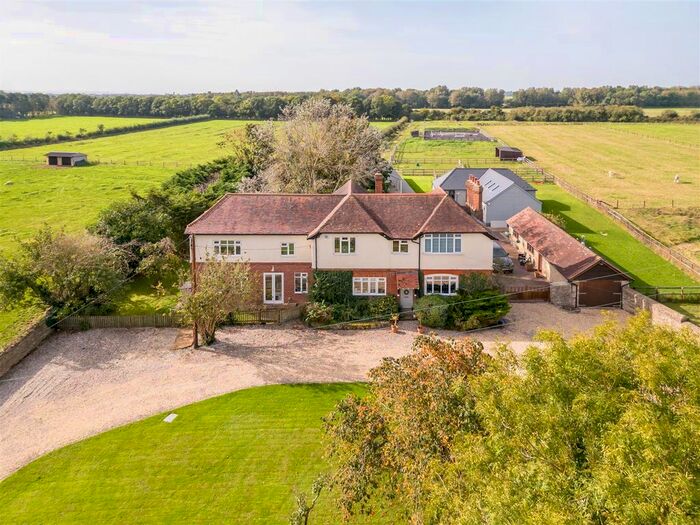 5 Bedroom Detached House For Sale In Little Chesterton, Bicester, OX25