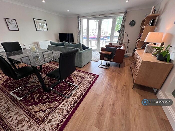 2 Bedroom Flat To Rent In Rope Street, London, SE16