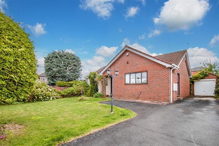 3 Bedroom Detached House For Sale In Sunnydale Croft, Ossett, WF5