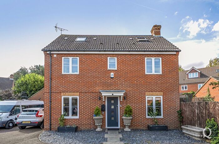 4 Bedroom Detached House For Sale In Maylam Gardens, Sittingbourne, Kent, ME10