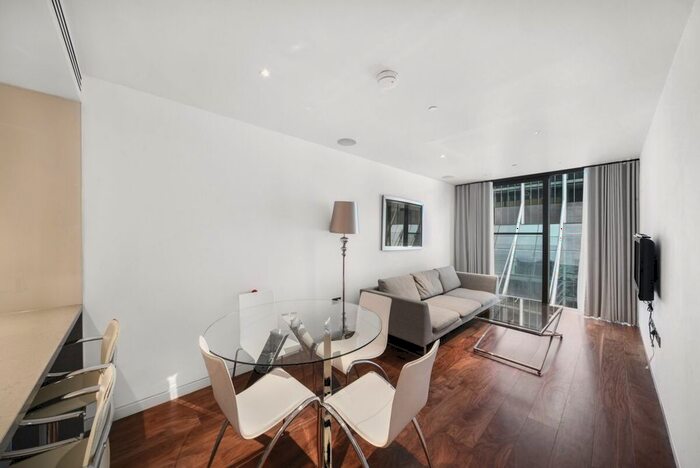 1 Bedroom Flat To Rent In Moor Lane, London, EC2Y