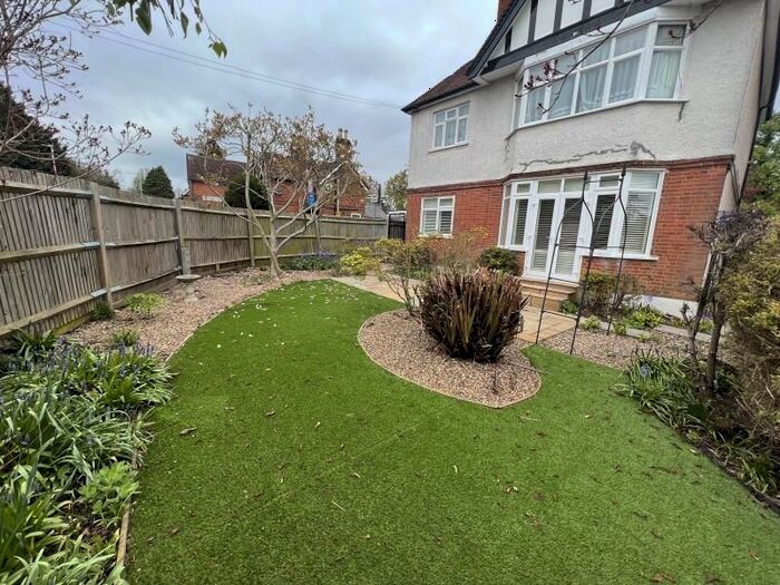 2 Bedroom Maisonette To Rent In Kewferry Road, Northwood, HA6