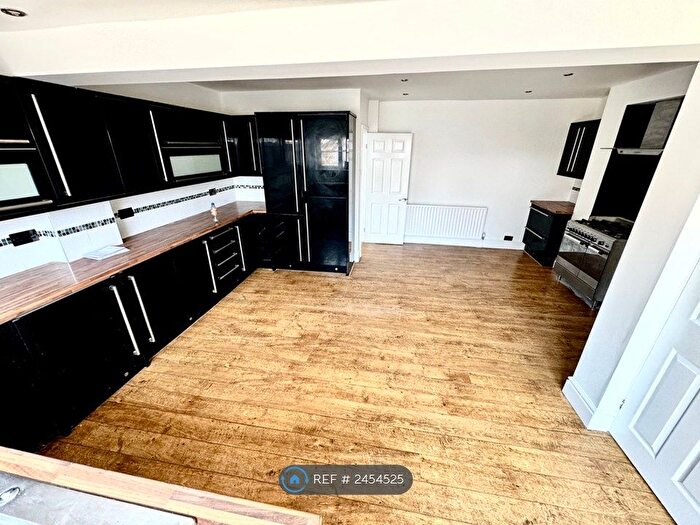 3 Bedroom End Of Terrace House To Rent In Avon Street, Coventry, CV2