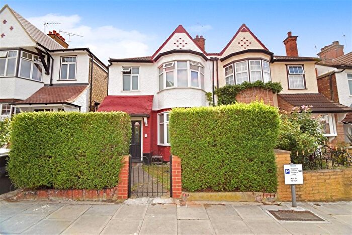 3 Bedroom Semi-Detached House To Rent In Leeside Crescent, Golders Green, NW11