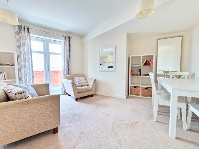 2 Bedroom Flat For Sale In Main Street, Dickens Heath, Shirley, Solihull, B90