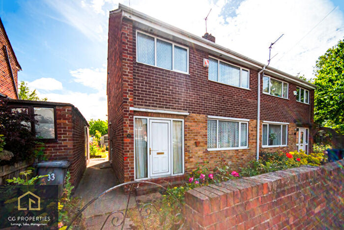 3 Bedroom Semi-Detached House For Sale In Kennedy Drive, Goldthorpe, S63
