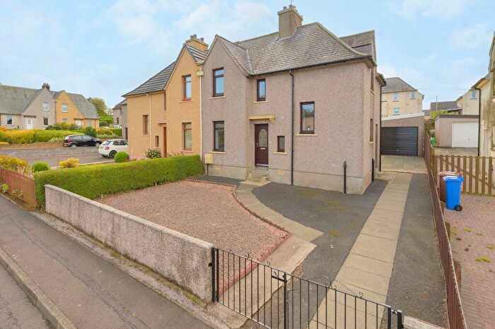 3 Bedroom Semi-Detached House For Sale In Bain Street, Lochgelly, KY5