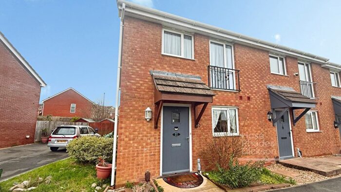 2 Bedroom Detached House For Sale In Angelica Grove, Newport, Isle Of Wight, PO30