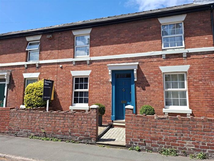 3 Bedroom Terraced House For Sale In White Horse Street, Hereford, HR4