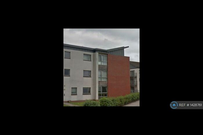 2 Bedroom Flat To Rent In Glendevon Drive, Stirling, FK8