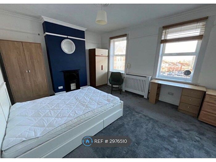 4 Bedroom Terraced House To Rent In Jubilee Road, Exeter, EX1