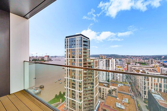 1 Bedroom Flat To Rent In The Waterman, Tidemill Square, Lower Riverside, Greenwich Peninsula, SE10