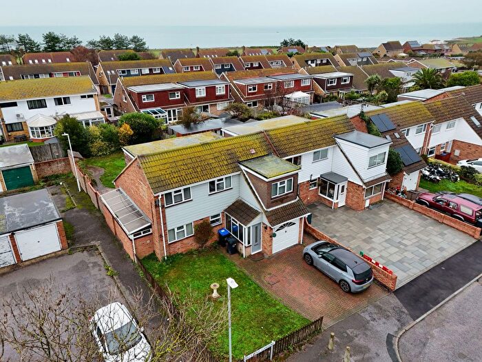 4 Bedroom Detached House For Sale In Halstead Gardens, Cliftonville, Margate, CT9