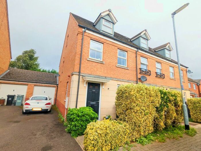 3 Bedroom Town House To Rent In Kedleston Road, Grantham, NG31