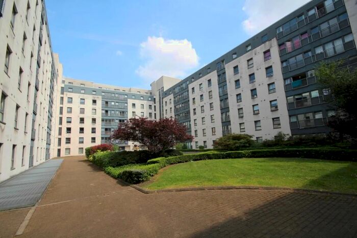 2 Bedroom Flat To Rent In Wallace Street, Glasgow, G5